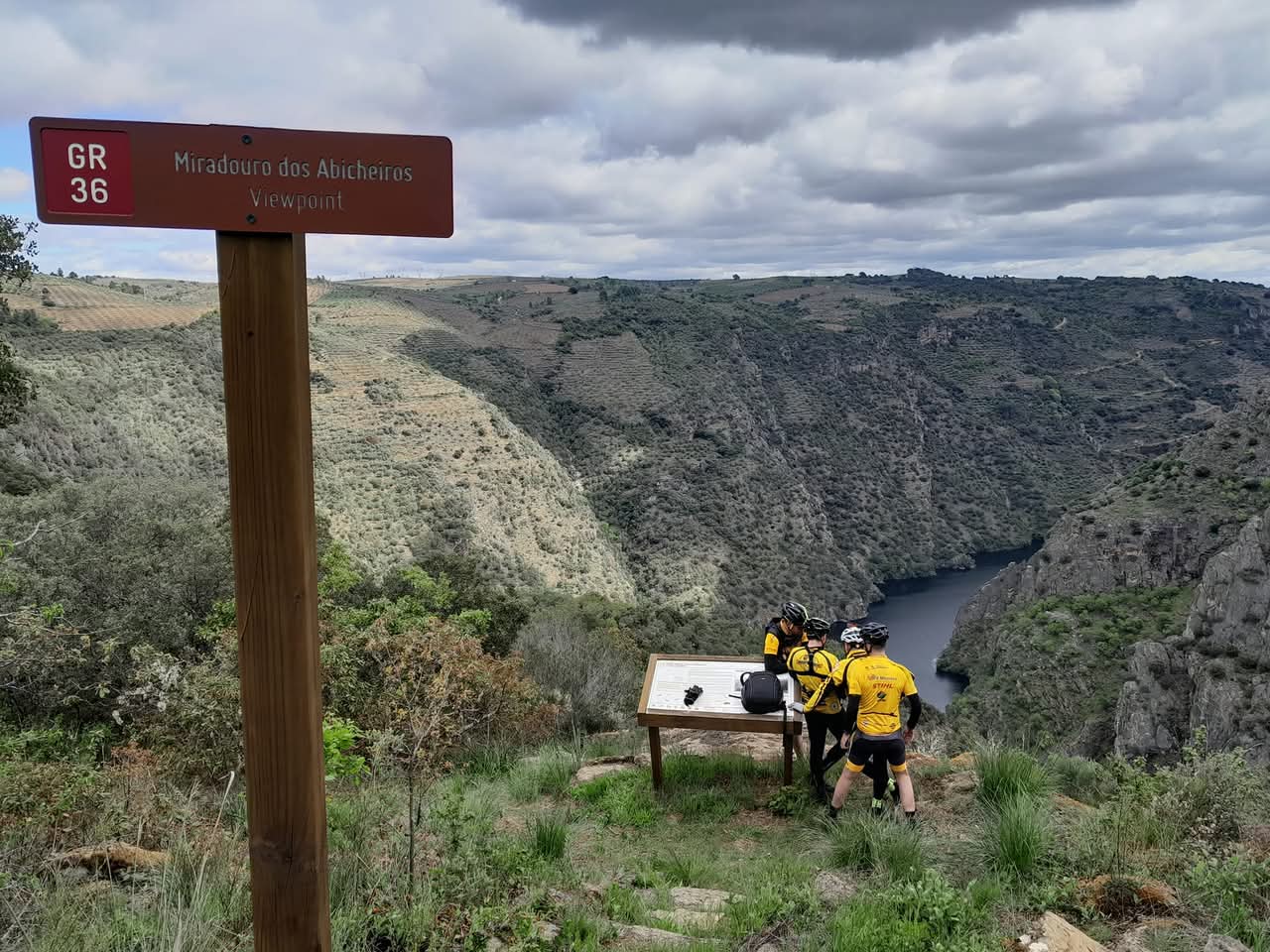 10H00–12H00 | BTT interpretativo da fauna e flora | Parque Urbano da Ribeira do Juncal - Mogadouro