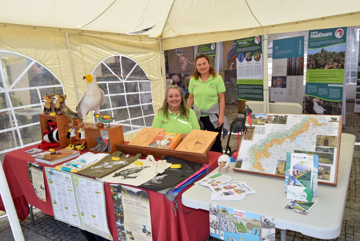 9 e 10 de Maio | Banca - Casas del Parque Natural de Arribes del Duero | Parque da Ribeira do Juncal - Mogadouro